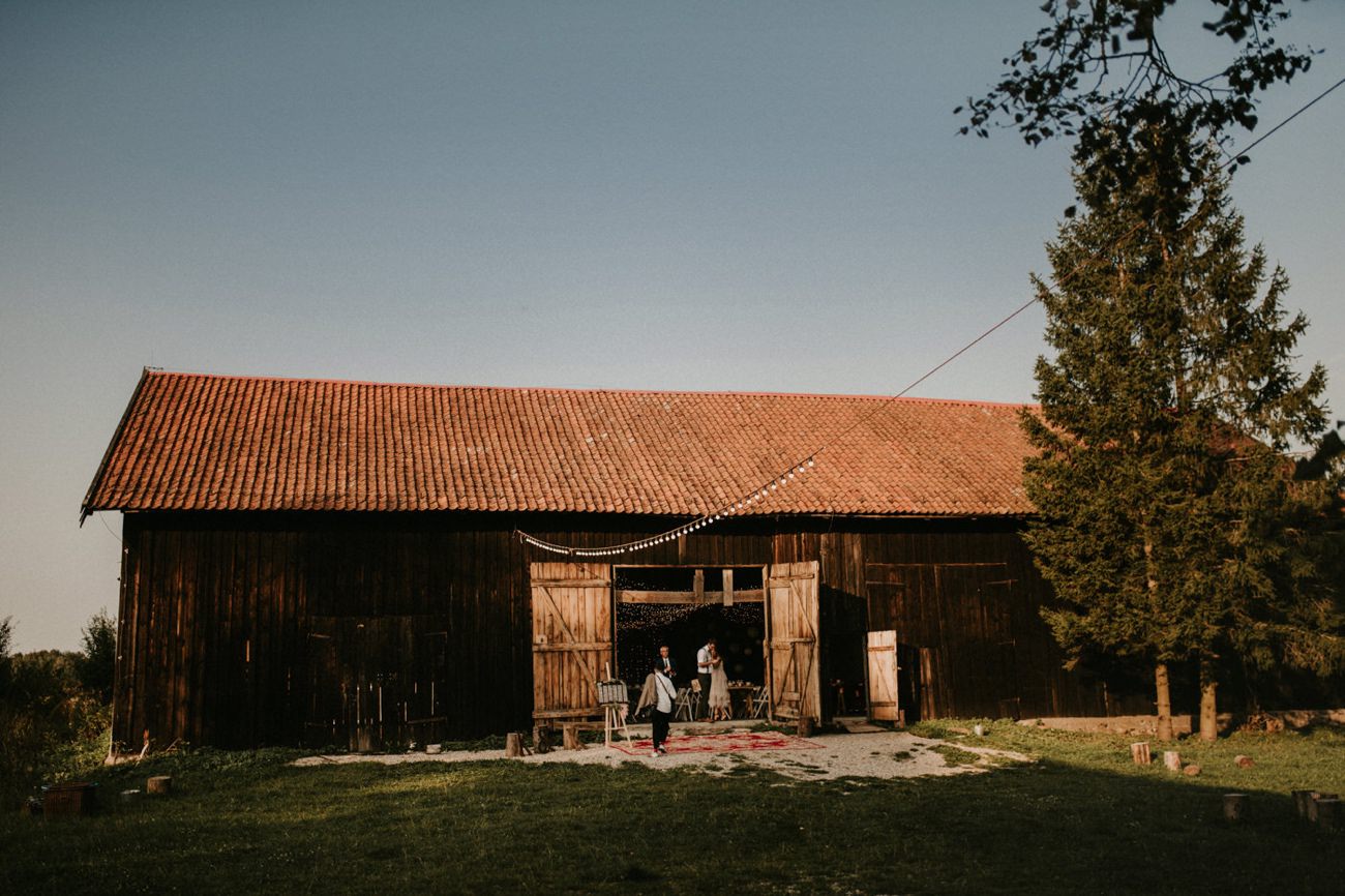 wesele w stodole warmia mazury kawkowo