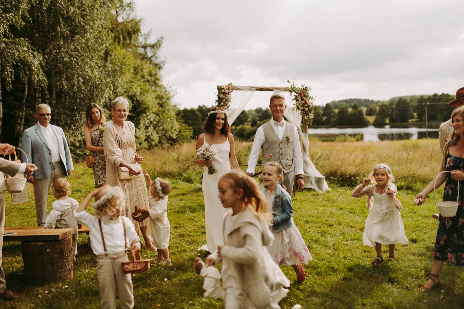 Wesele w stodole Kawkowo Warmia i mazury pytlik bąk fotografia ślubna sielanka plener ślub cywilny