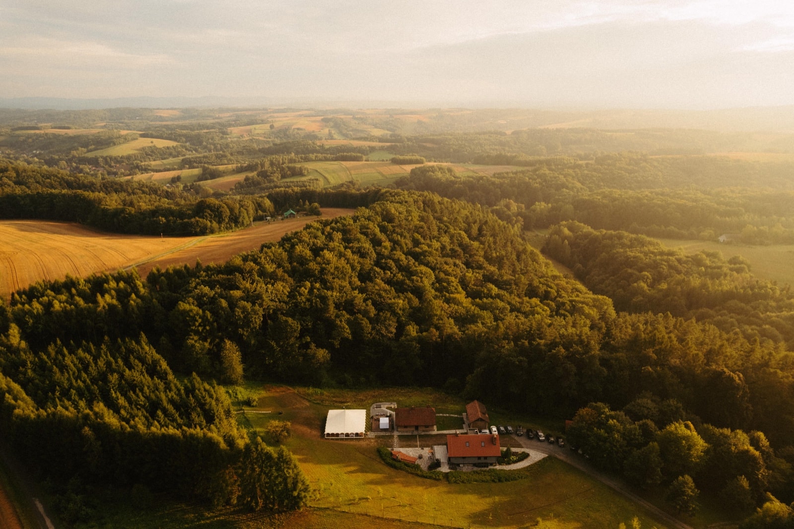 Osada Pyrówki ślub z drona