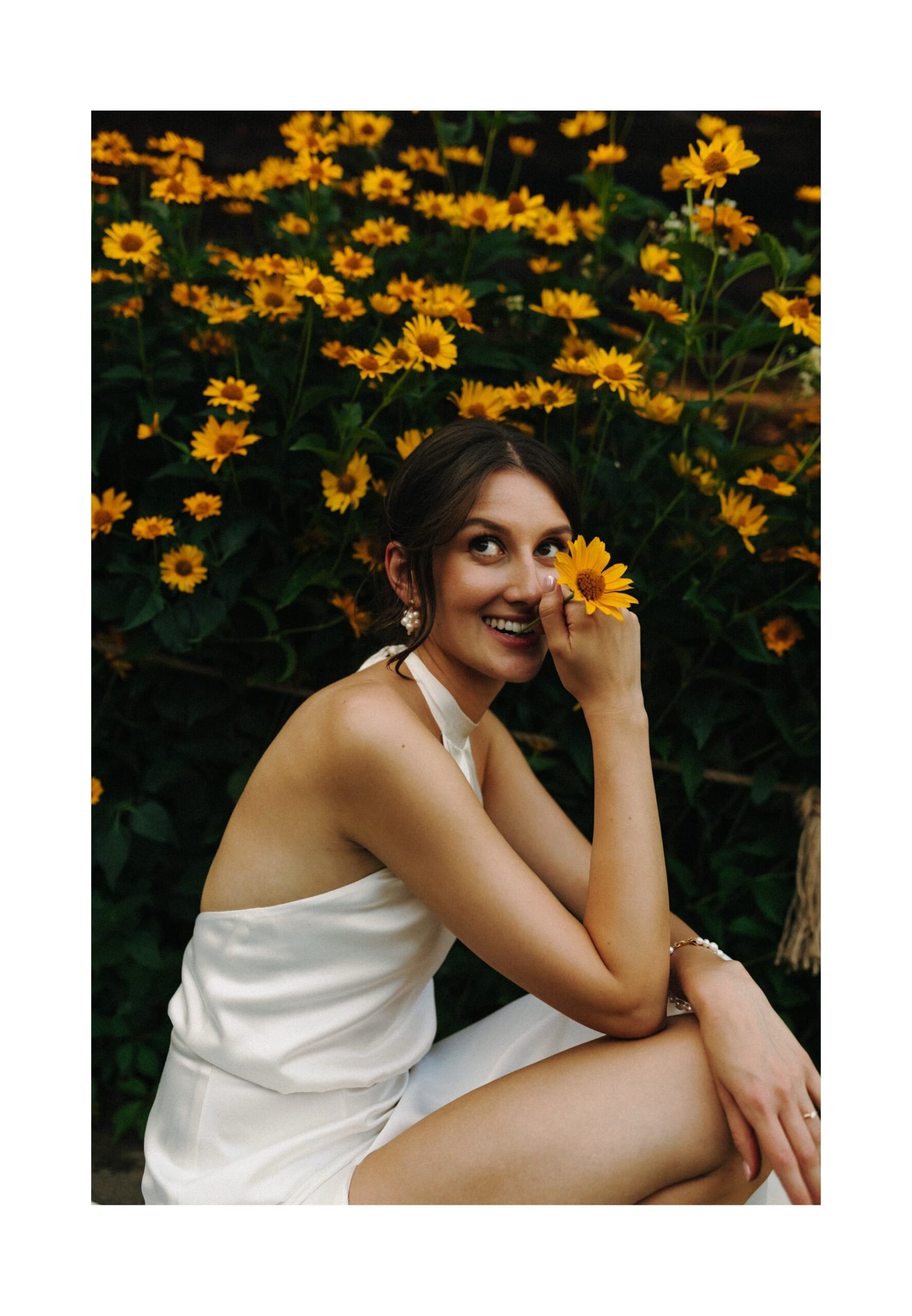 panna młoda i sesja w folwarku ruchenka w stodole